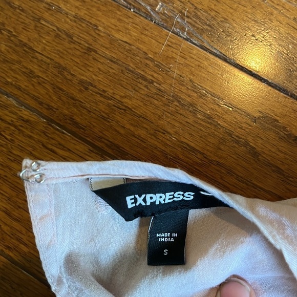 Express | Pale Pink Embroidered Eyelet Lace Puff Sleeve Romantic Top Size Small - Picture 9 of 13